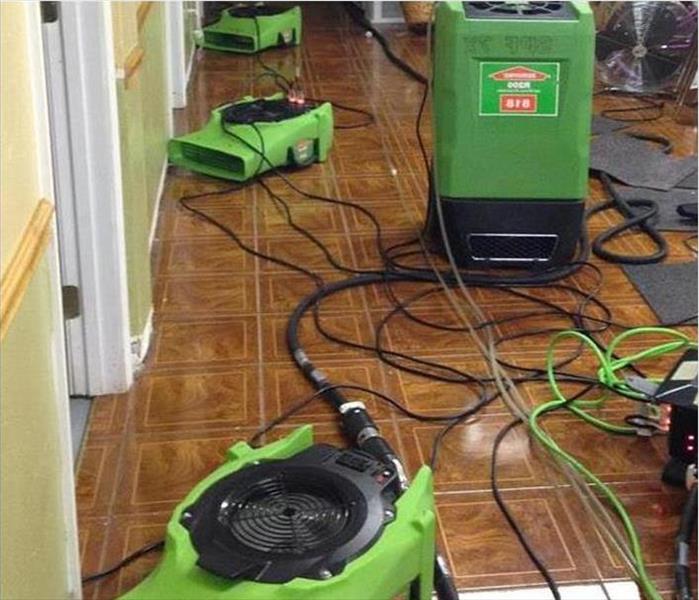 machines drying lino office corridor floor